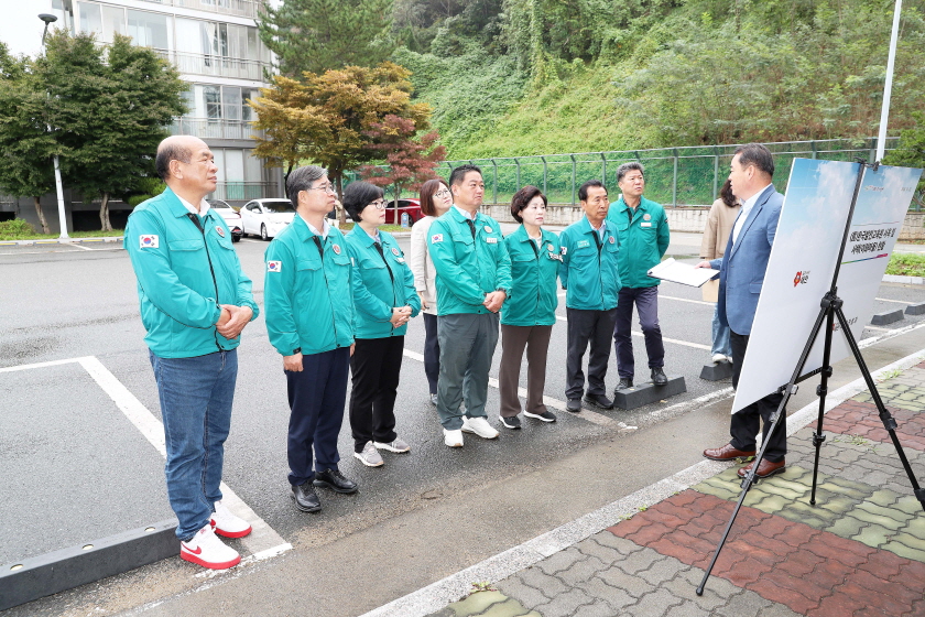 제307회 태안군의회 임시회(한국발전교육원 사택 현장확인)